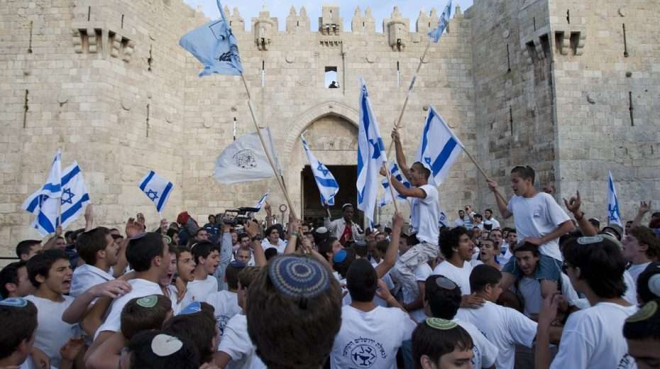 Der Fahnenmarsch ist ein wichtiger Teil der Feierlichkeiten zum Jerusalem-Tag, erinnert die Muslime aber auch an ihre Niederlage gegen Israel. Foto von Eitan Elhadez-Barak/TPS