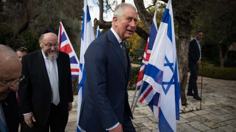König Charles III. und der britische Oberrabbiner Ephraim Mirvis besuchen Israel im Jahr 2020 gemeinsam. Foto: Hadas Parush/Flash90