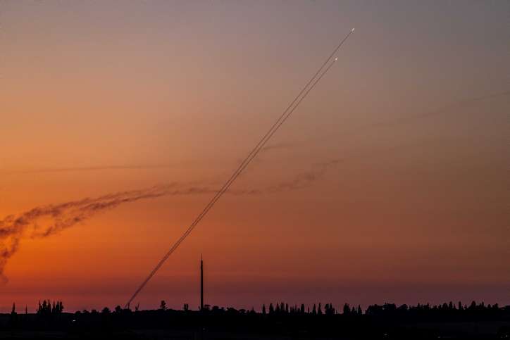 Raketenangriff aus dem Gazastreifen. Foto von Yonatan Sindel/Flash90