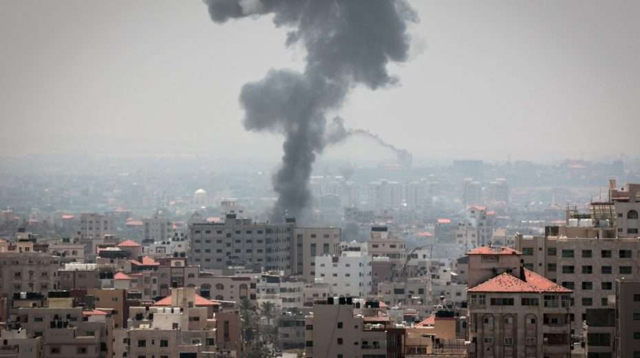 Israelische Streitkräfte greifen ein terroristisches Ziel in Gaza an. Foto: Atia Mohammed/Flash90