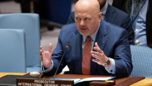 Karim Khan, Ankläger des Internationalen Strafgerichtshofs, unterrichtet den Sicherheitsrat über die Berichte des Generalsekretärs zum Sudan am 13. Mai 2023. Kredit: Eskinder Debebe/UN Foto.