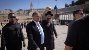 Israels Minister für nationale Sicherheit Itamar Ben-Gvir am 18. Juli 2024 auf dem Tempelberg in Jerusalem. Quelle X/@itamarbengvir.