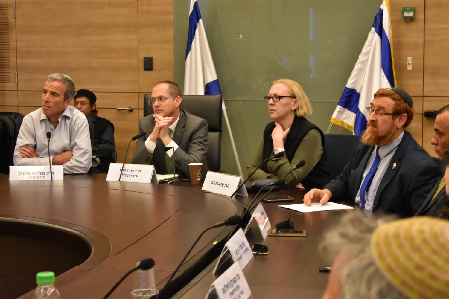 Von links: Die Knessetmitglieder Elazar Stern, Oded Forer, Yulia Malinovsky und Yehudah Glick. Foto: Adi Yossef.