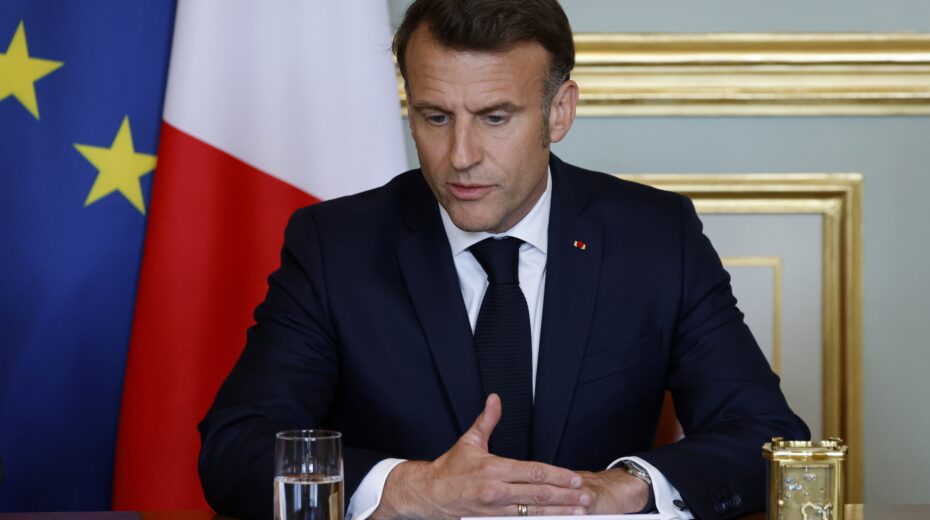 Der französische Präsident Emmanuel Macron bei einem Treffen im Elysee-Präsidentenpalast in Paris. Foto: EPA-EFE/LUDOVIC MARIN / POOL MAXPPP AUS