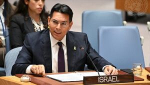 Danny Danon, israelischer Botschafter bei den Vereinten Nationen, informiert den UN-Sicherheitsrat über die Lage im Nahen Osten am 22. August 2024. Foto: Evan Schneider/U.N.