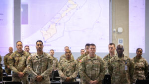 US-Soldaten im zivil-militärischen Koordinationszentrum in Kiryat Gat während des Besuchs von Außenminister Marco Rubio am 24. Oktober 2025. OLIVIER FITOUSSI/POOL