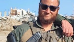 Der getötete Master Sergeant (a. D.) der israelischen Streitkräfte Yona Efraim Feldbaum. Bildquelle: IDF.