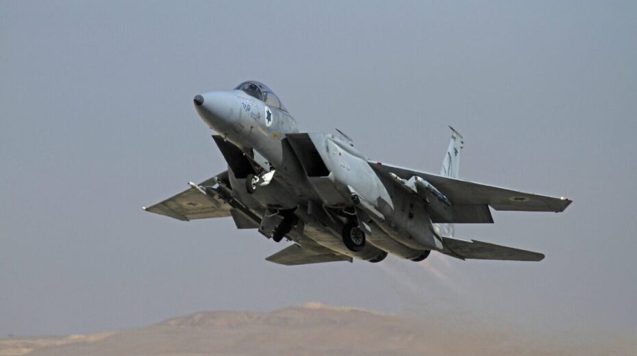 Ein israelischer Jet überwacht die Waffenruhe. Ofer Zidon/Flash90.