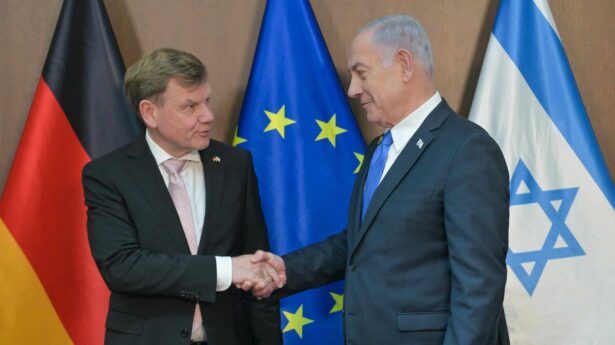 Sicherheitsrat? Der israelische Ministerpräsident Benjamin Netanjahu trifft sich am 11. Mai 2025 im Amt des Ministerpräsidenten in Jerusalem mit dem deutschen Außenminister Johann Wadephul. Foto: Kobi Gideon/GPO.
