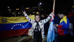 Am 2. Februar 2019 nehmen Menschen in Tel Aviv an einer Demonstration zur Unterstützung des venezolanischen Oppositionsführers Juan Guaidó teil. Foto: Adam Shuldman/Flash90
