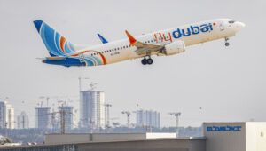 Ein Flugzeug der Fluggesellschaft Flydubai am Ben-Gurion-Flughafen bei Tel Aviv, 30. September 2026. Foto: Yossi Aloni/Flash90